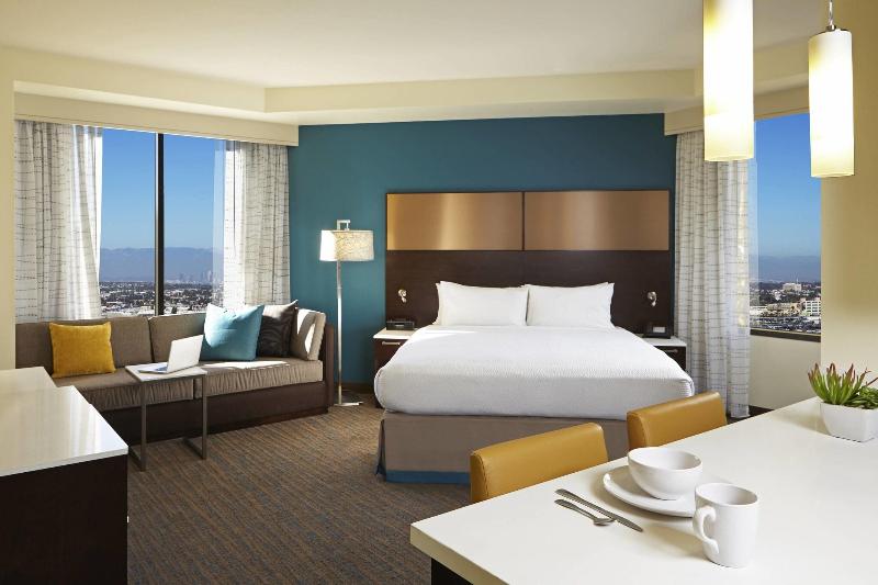 带大床的标准工作室, Residence Inn By Marriott Los Angeles Lax/century Boulevard
