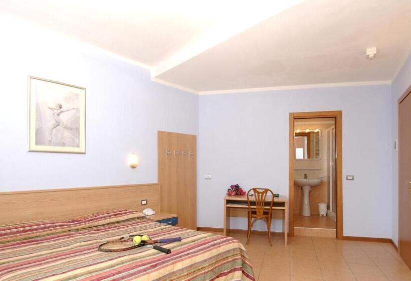 Номер Стандарт Вид на Озеро, Park Hotel Faver