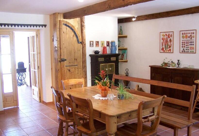 Дом 1 Спальня, Domaine De Las Planques