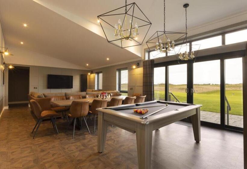 Номер Стандарт, Dundonald Links