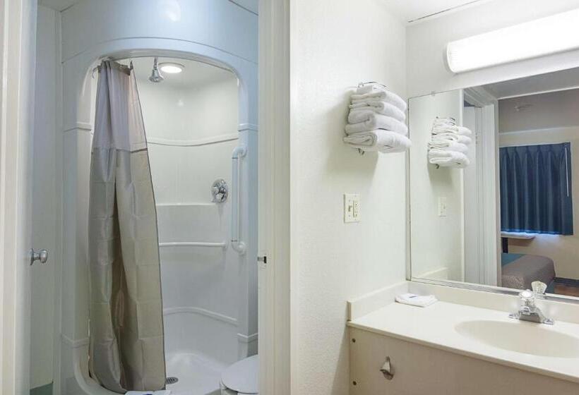 四人标准间, Motel 6 Fredericksburg, Va  North