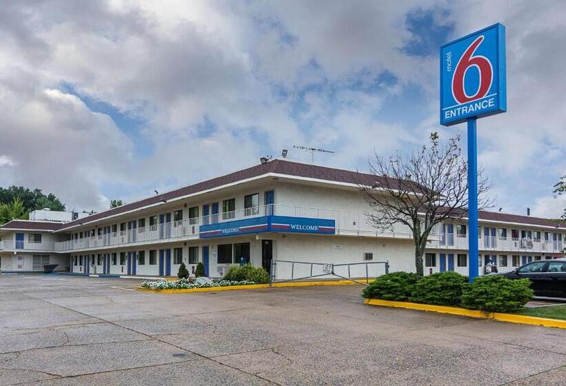四人豪华间, Motel 6 Fredericksburg, Va  North