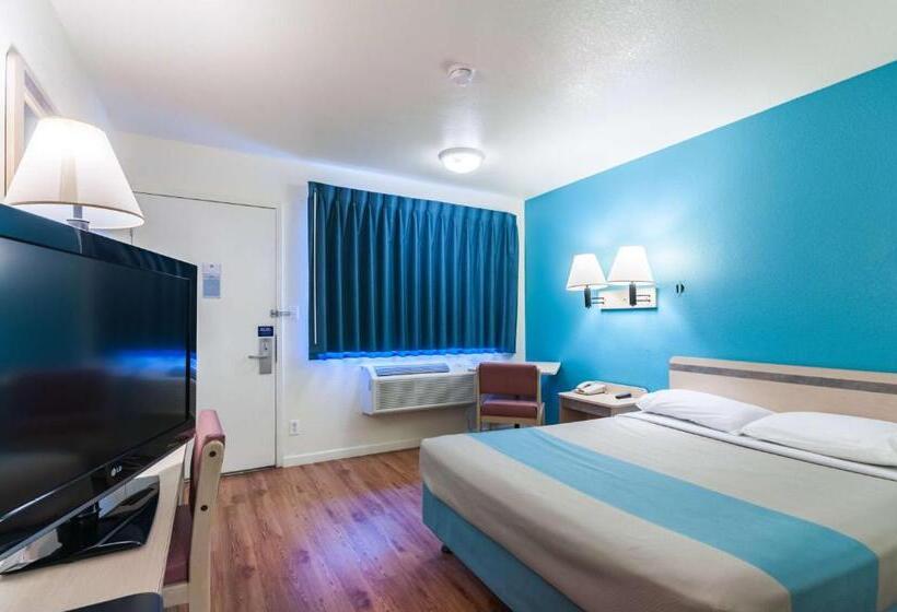 Номер Стандарт, Motel 6 Green River, Ut