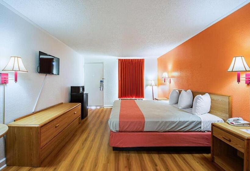 带大床的标准间, Motel 6 Perry, Ga