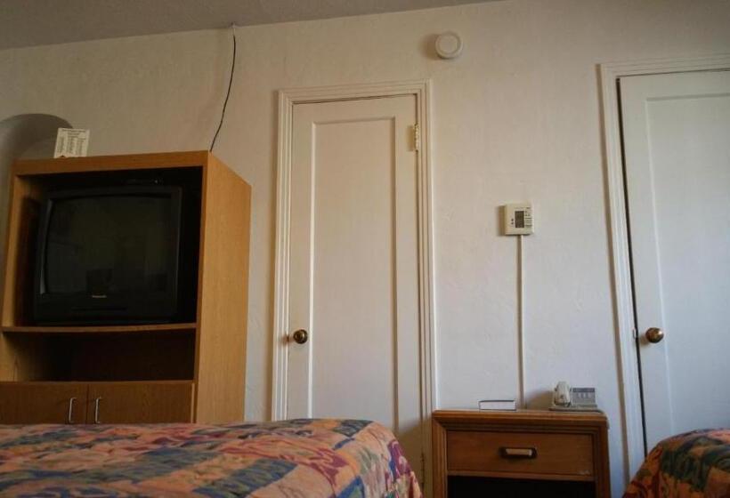 Номер Стандарт 2 Двуспальные Кровати, San Joaquin Motel