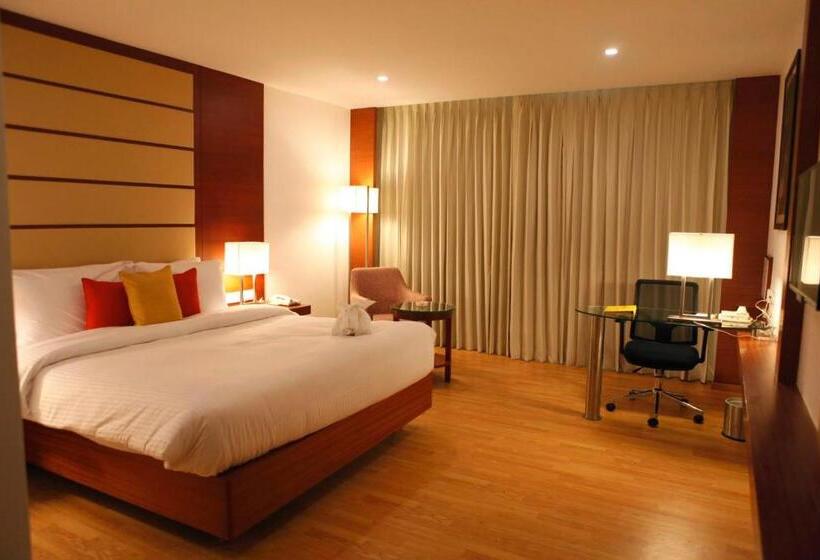 标准三人间, Lemon Tree Hotel Shimona Chennai