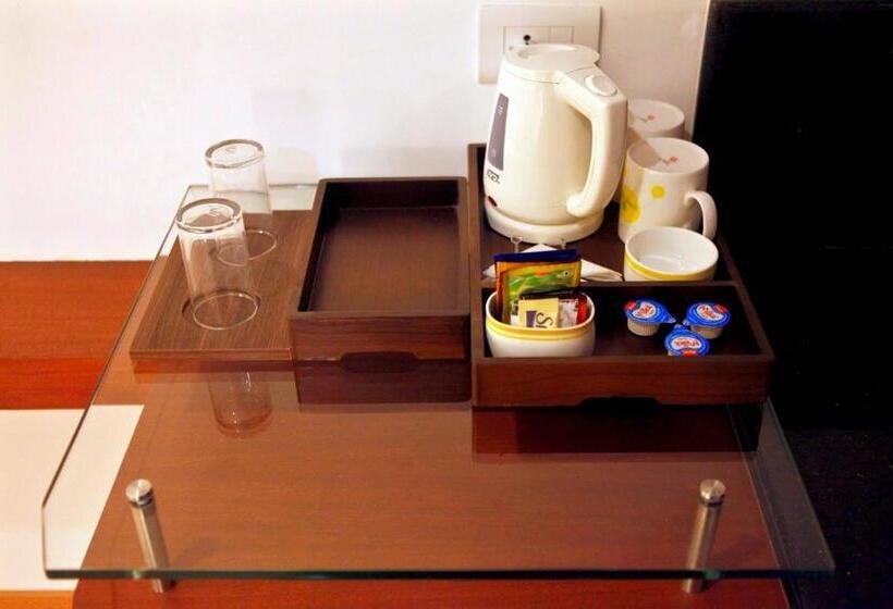 标准三人间, Lemon Tree Hotel Shimona Chennai
