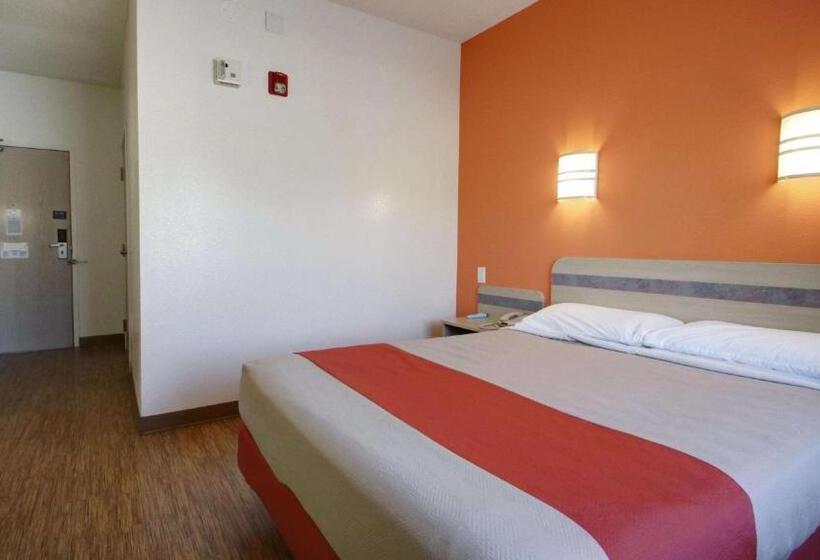 Номер Deluxe, Motel 6 Lehi, Ut  Thanksgiving Point
