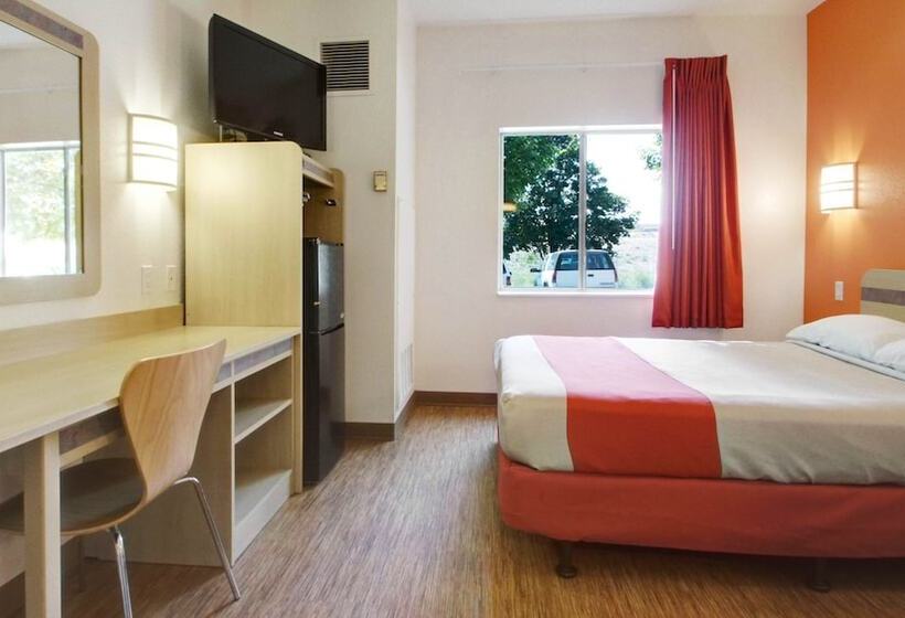 Номер Deluxe, Motel 6 Lehi, Ut  Thanksgiving Point