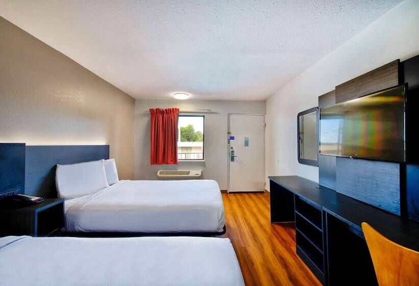 Номер Стандарт 2 Двуспальные Кровати, Motel 6 Gainesville, Ga