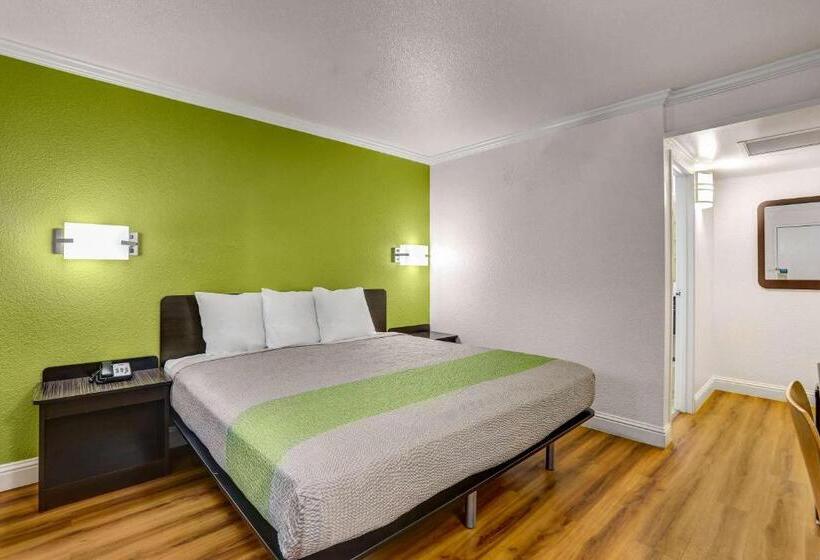 Стандартный Номер Кровать Кинг, Motel 6king City, Ca