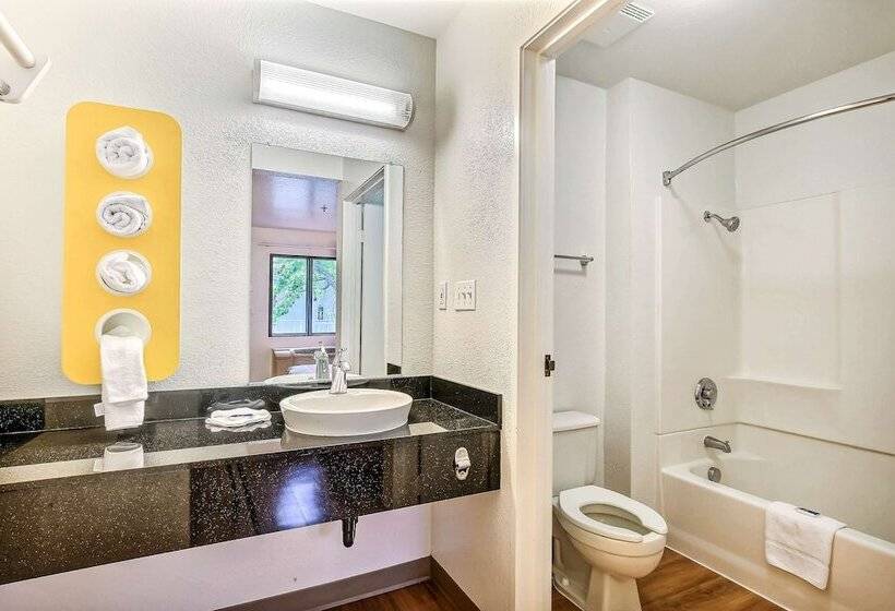 Люкс, Motel 6pinole, Ca