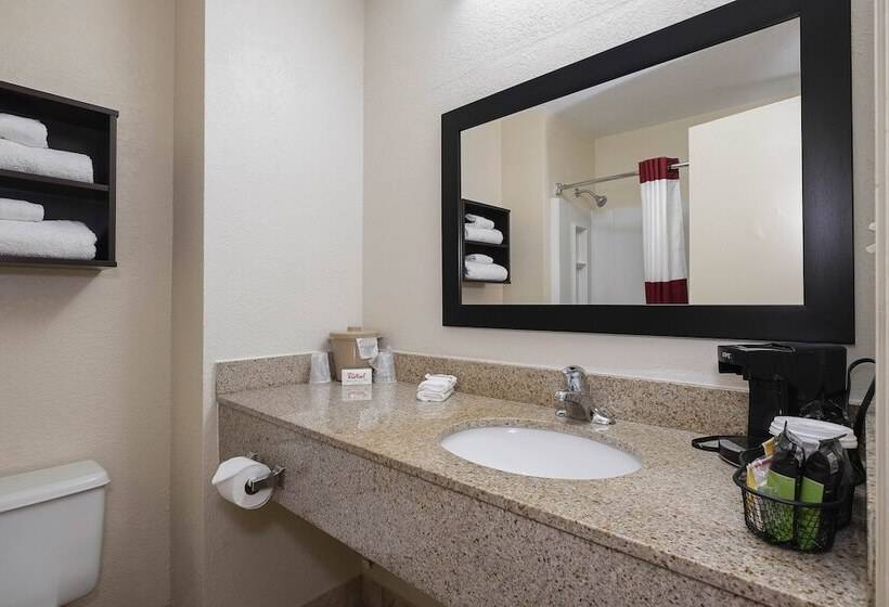 高级大房间, Red Roof Inn Roanoke Rapids
