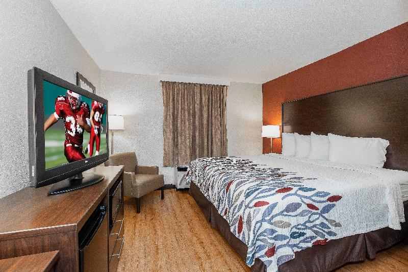 带大床的豪华间, Red Roof Inn Roanoke Rapids