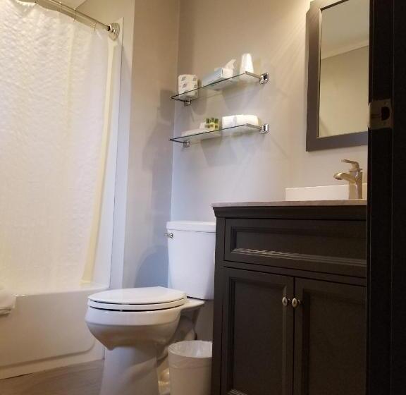 Номер Deluxe, Cedar Creek