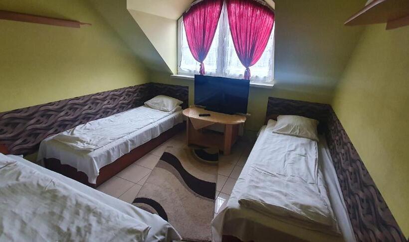 标准三人间, Zajazd Orchidea   Hotel 24h