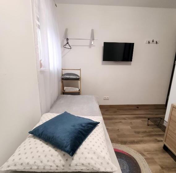 اتاق استاندارد, Wellspring