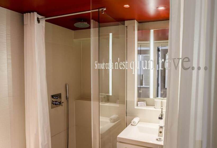 Camera Superiore, Le Pavillon Des Lettres