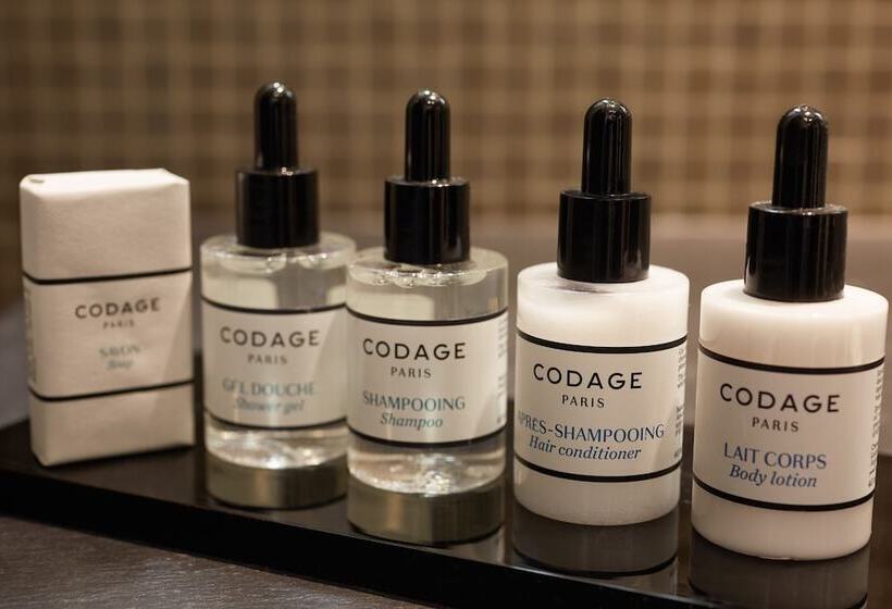 Camera Deluxe, Le Pavillon Des Lettres