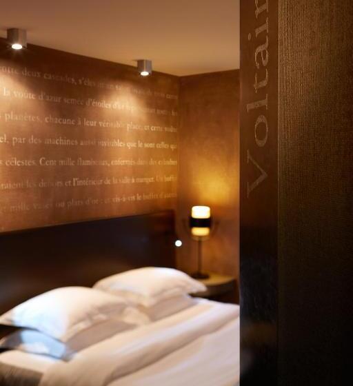 Camera Superiore, Le Pavillon Des Lettres