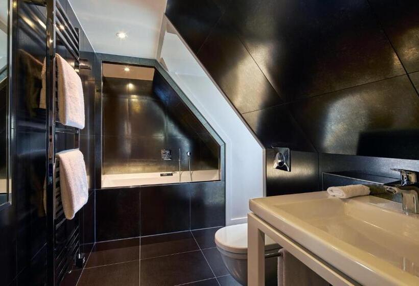 Suite Junior, Le Pavillon Des Lettres