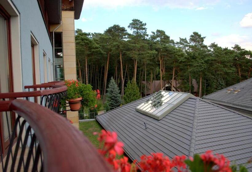 Family Suite, 4 Pory Roku Restauracja I Nocleg