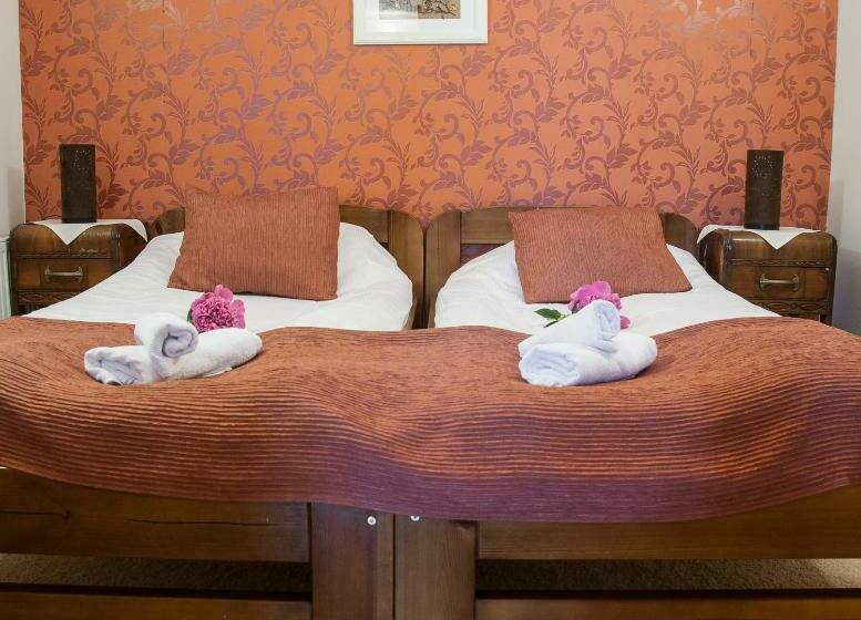 Семейный Номер, Pod Wzgórzem Bed & Breakfast