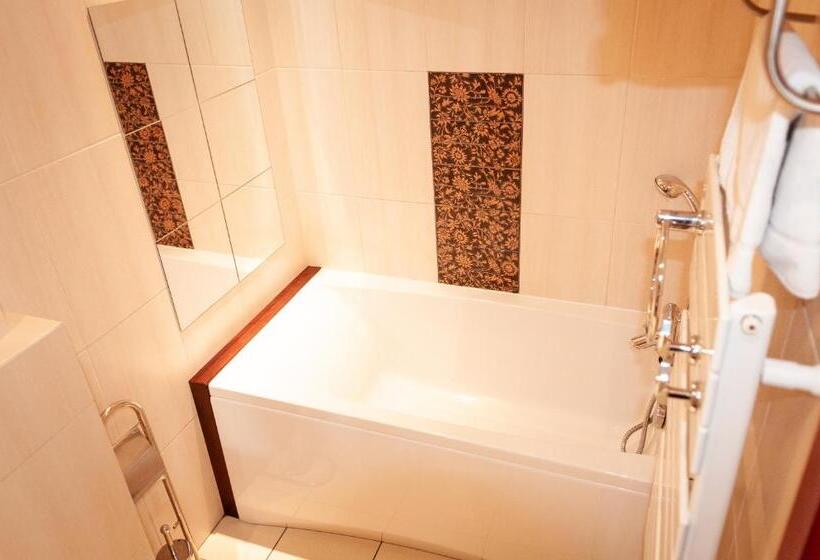 Номер Стандарт, Apartamenty Siedem Komnat Siedmiu Mistrzów