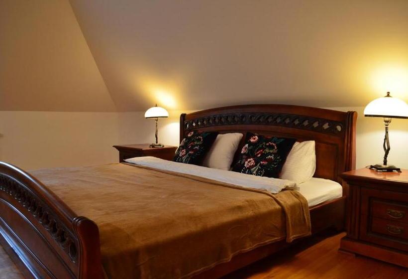 Апартаменты Deluxe 1 Спальня, Apartamenty W Dworku Cheval