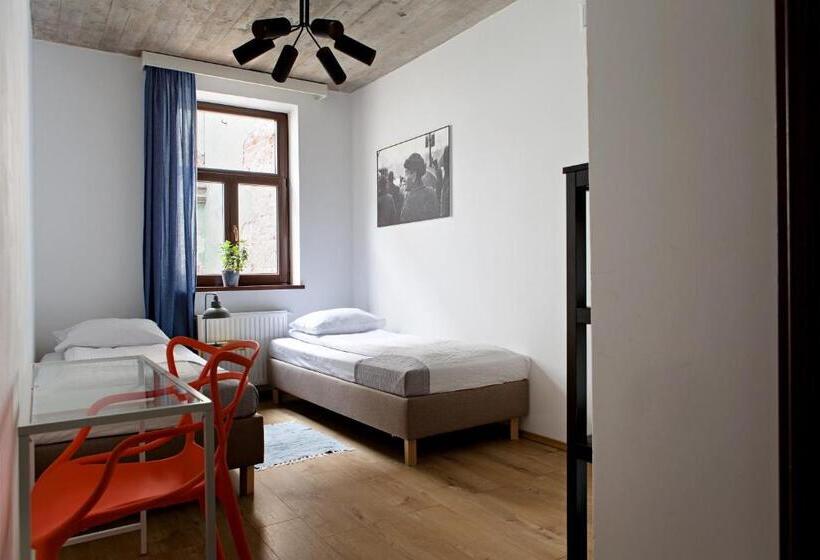 Номер Стандарт Совместная Ванная, Hostel Starówka