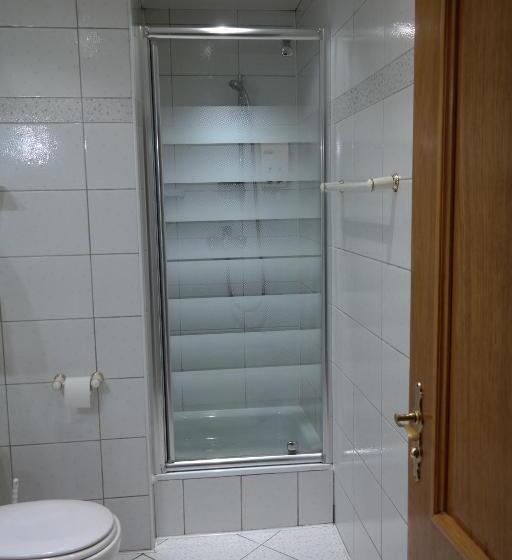 اتاق لوکس, Villamirage