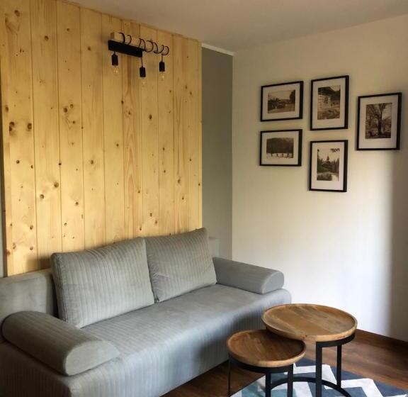 Четырехместный Номер Стандарт с Балконом, Niech To Szlak B&b