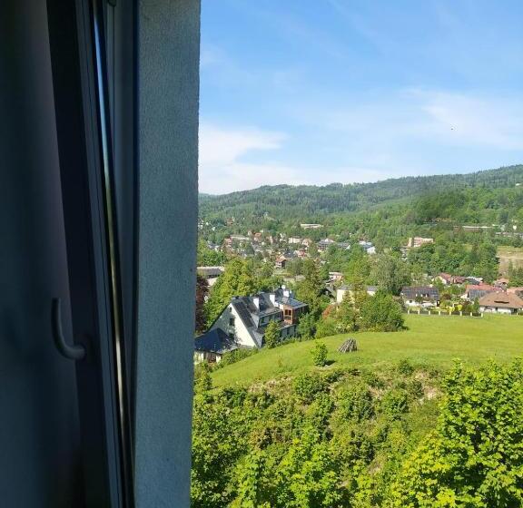 Номер Стандарт Вид на Горы, Niech To Szlak B&b