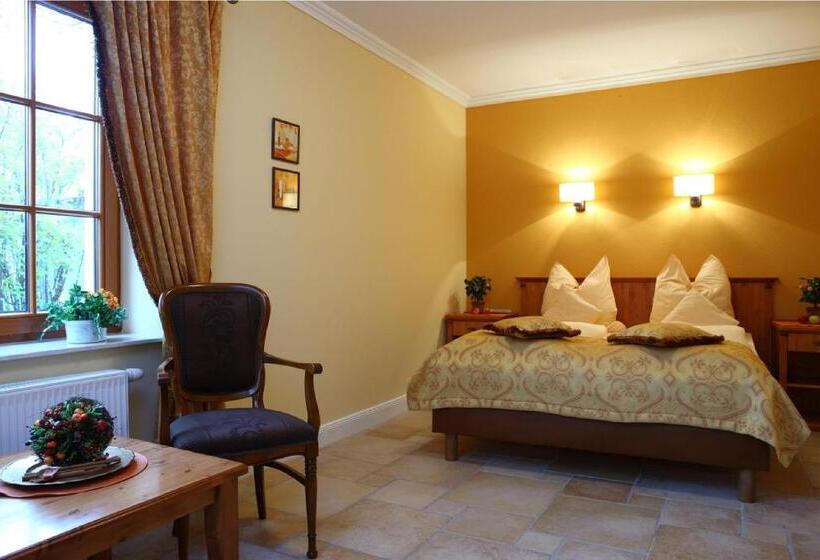 سوئیت کلاسیک, Oasis Resort & Spa