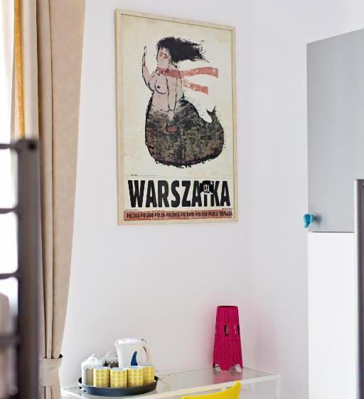 Семейный Номер, Hostel Królewska
