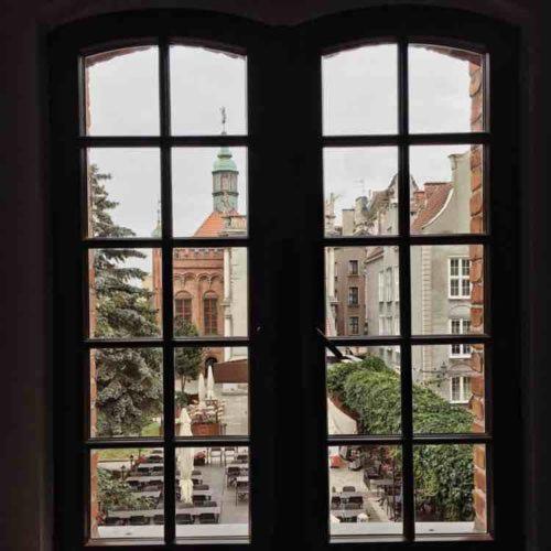 تختخواب در اتاق مشترک, Hostel Universus