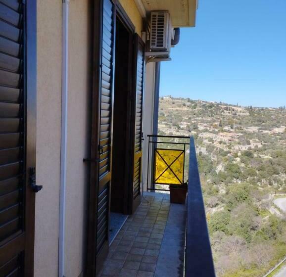 اتاق استاندارد با بالکن, Ferula Loft