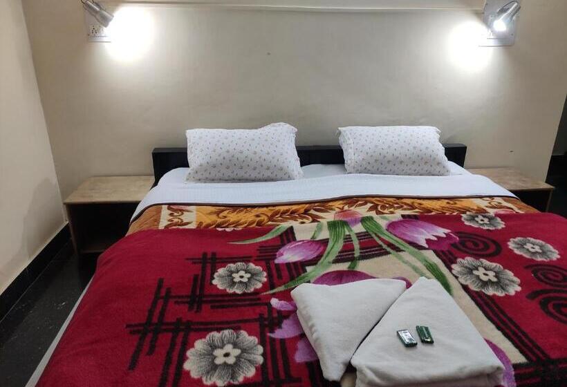 스탠다드 룸, Shree Guest House