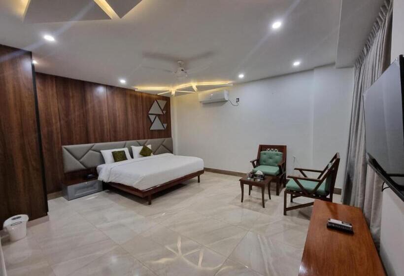 带大床的豪华间, Grand Hotel Quetta