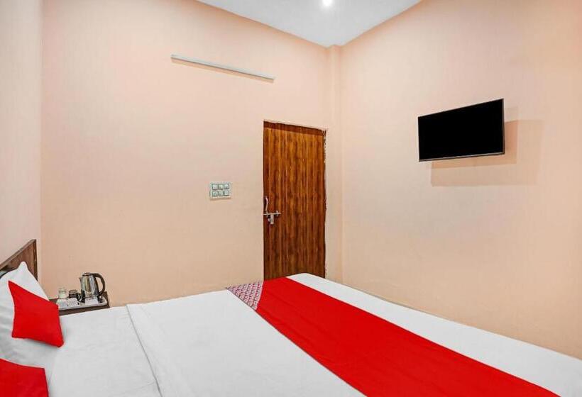 三人经典房间, Flagship Hotel Status