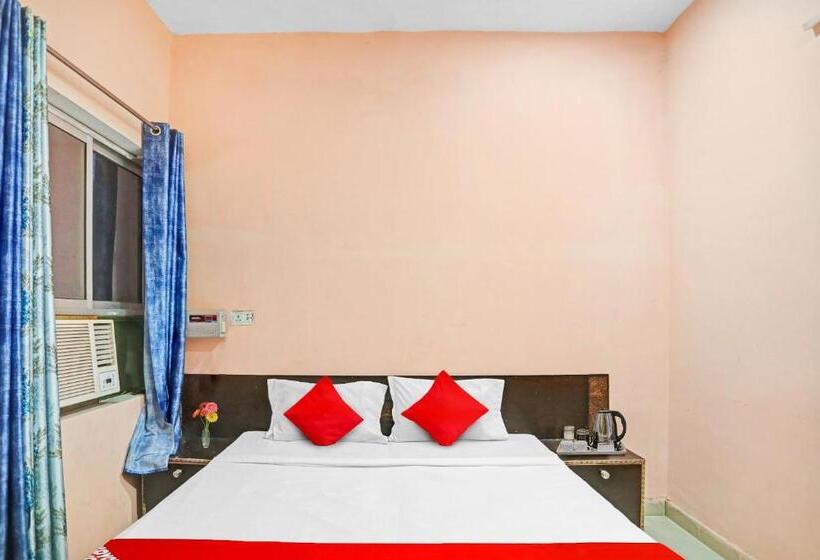 三人经典房间, Flagship Hotel Status
