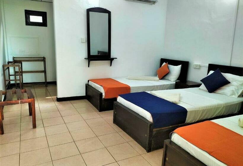 Triple Room Sea View, Coral Bay