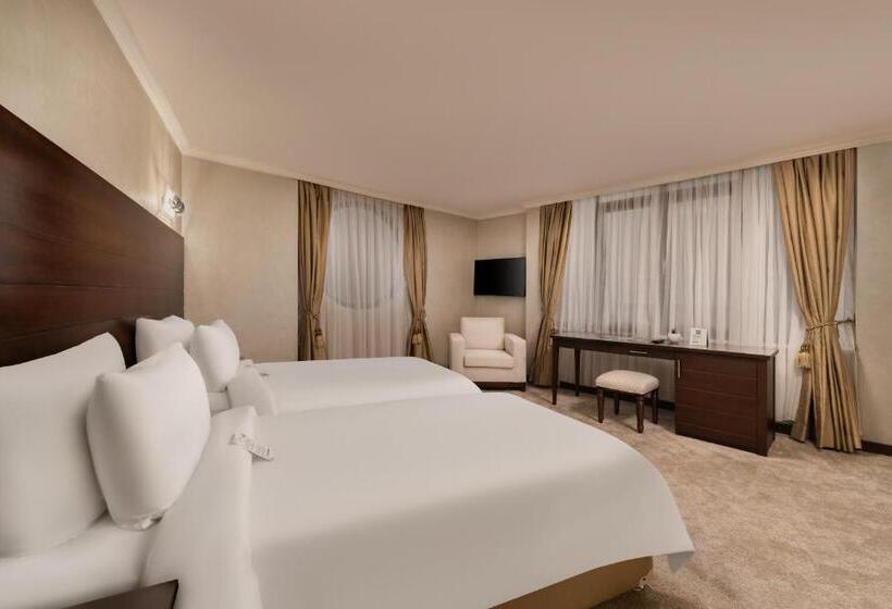 Люкс Кровать Кинг, Rixos Park Belek, The Land of Legends Access