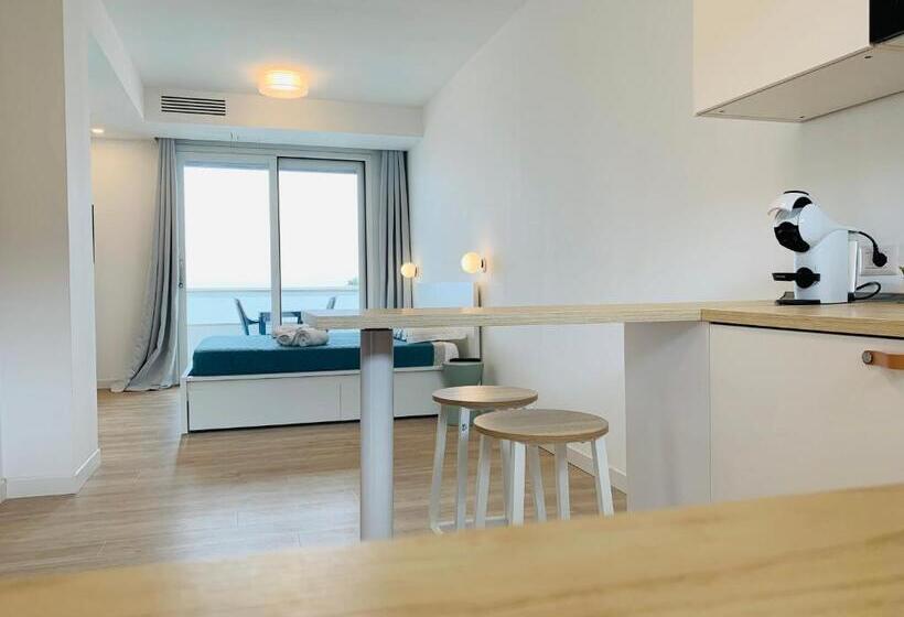 スタンダードスタジオ, Le Conchiglie Residence