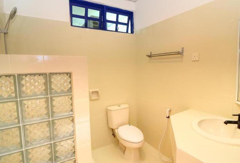 带3个卧室的公寓, Long Sands Port Dickson