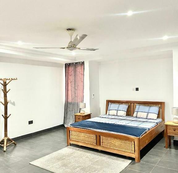 스탠다드 룸, The Dzorwulu Castle   A Villa With Private Rooms
