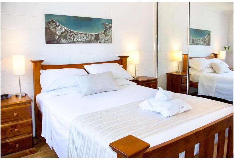 Апартаменты Премиум 1 Спальня, Clifton Sands Holiday Apartments