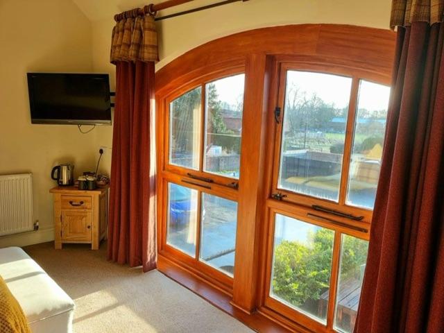 Номер Deluxe Кровать Кинг, Oak Tree Inn