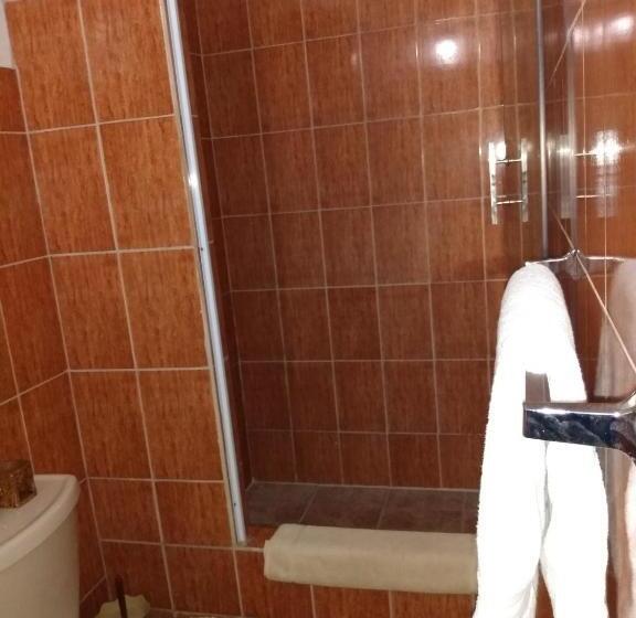 اتاق استاندارد, G S Nest Bed And Breakfast