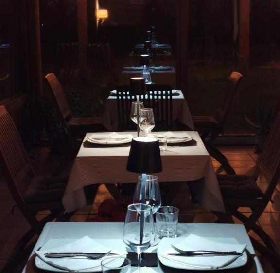 Standard Triple Room with Terrace, Tenuta Bussete Country